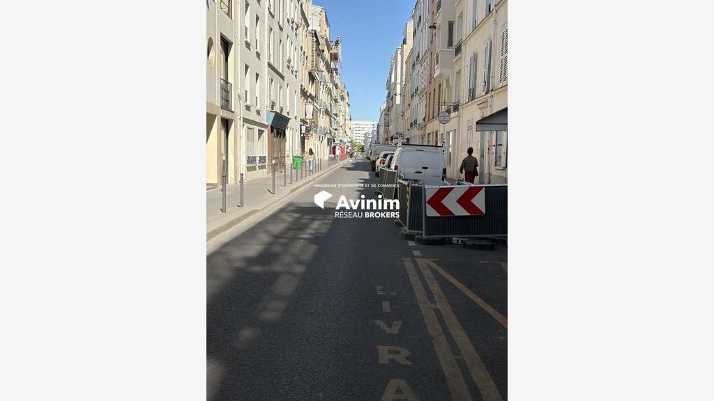 Local 45m² à louer à Paris 14e Pernety 