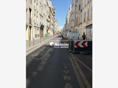 Local 45m² à louer à Paris 14e Pernety 