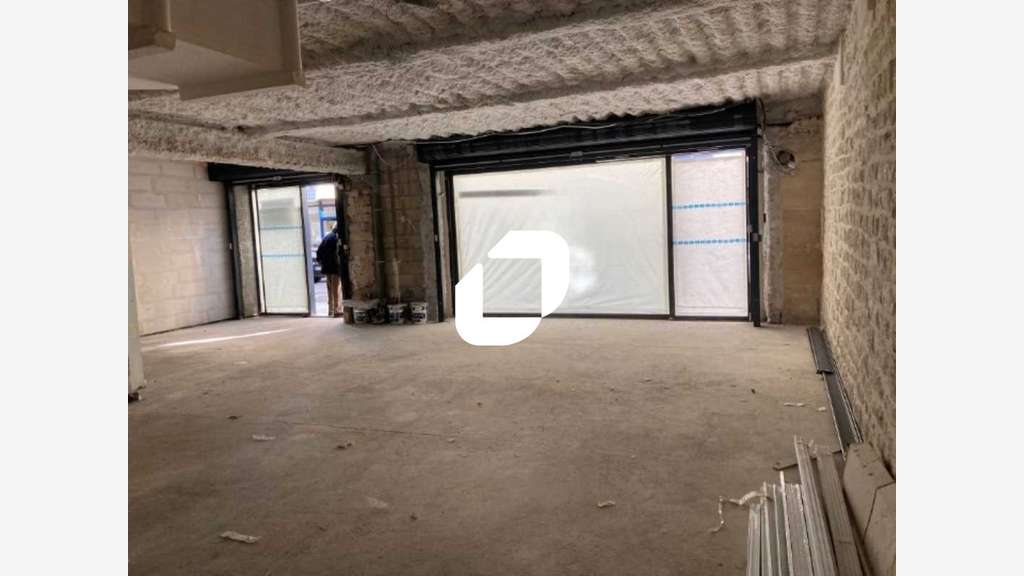 A louer Local commercial 108m² Paris