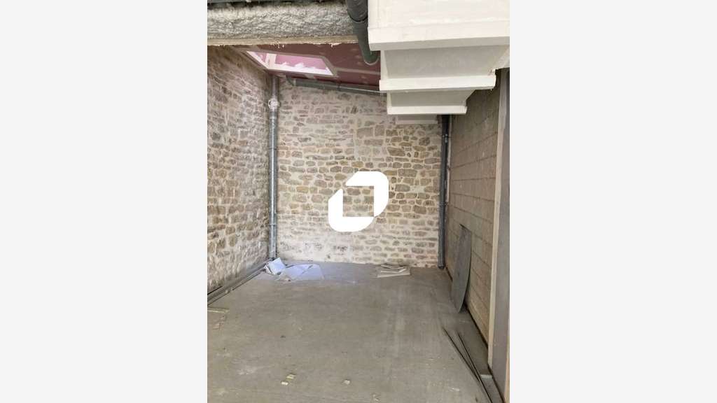 A louer Local commercial 108m² Paris
