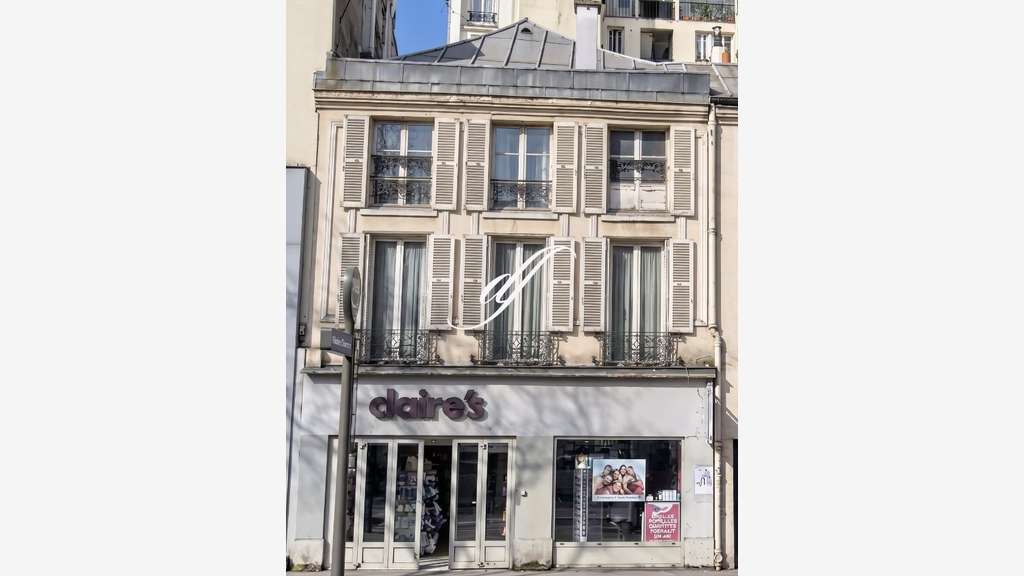 Local commercial - boutique
