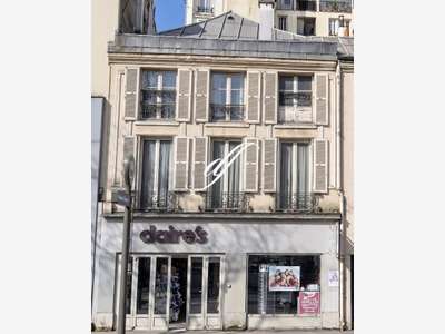 Local commercial - boutique