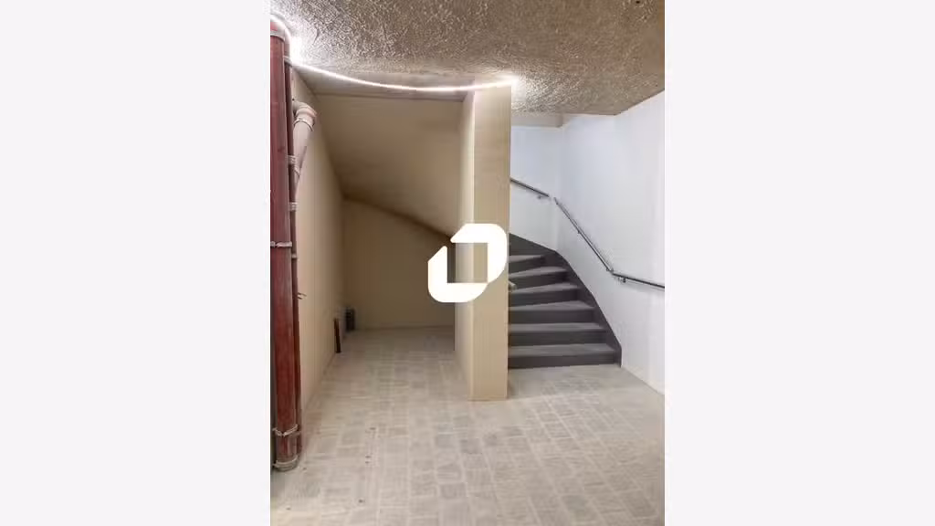 A louer Local commercial 108m² Paris