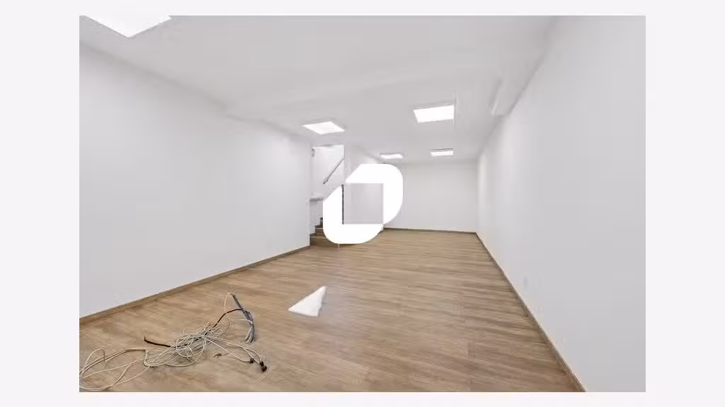 A louer Local commercial 182m² Paris
