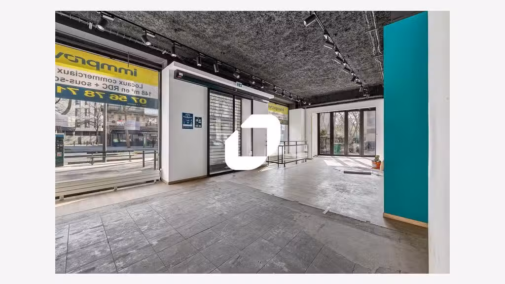 A louer Local commercial 182m² Paris