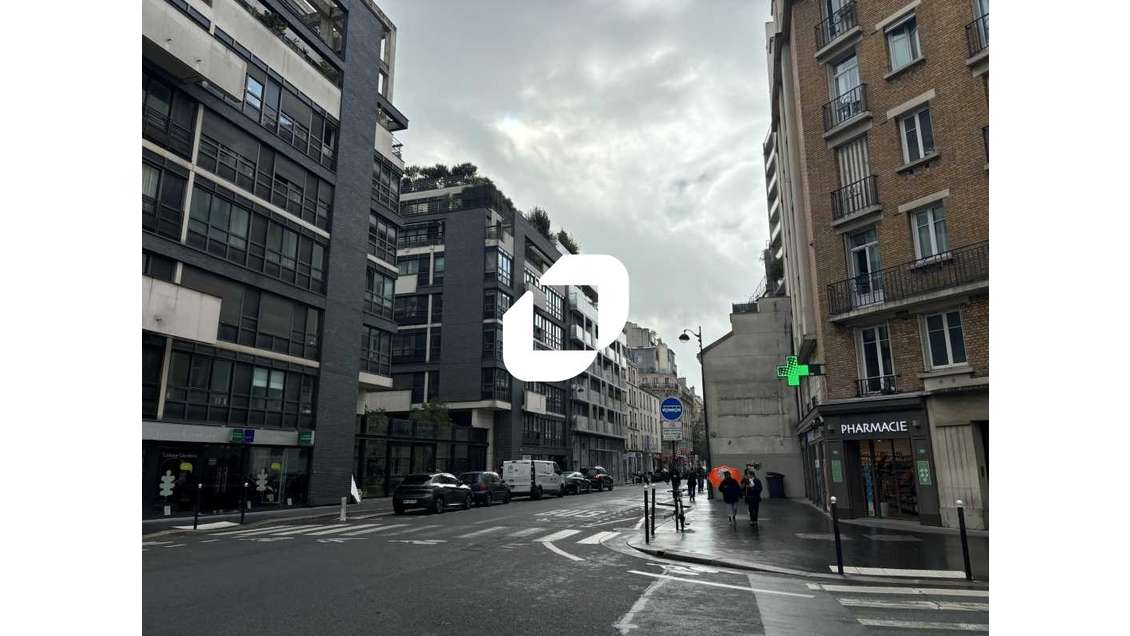 A louer Local commercial 79m² Paris