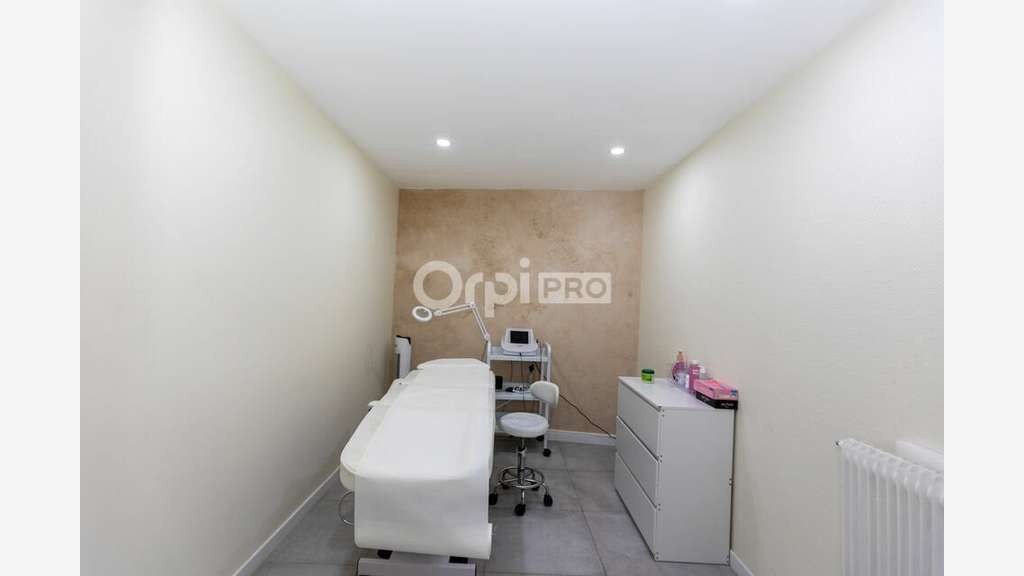 Cession bail commercial 91m² à Paris 15e