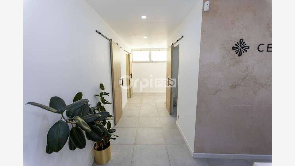 Cession bail commercial 91m² à Paris 15e