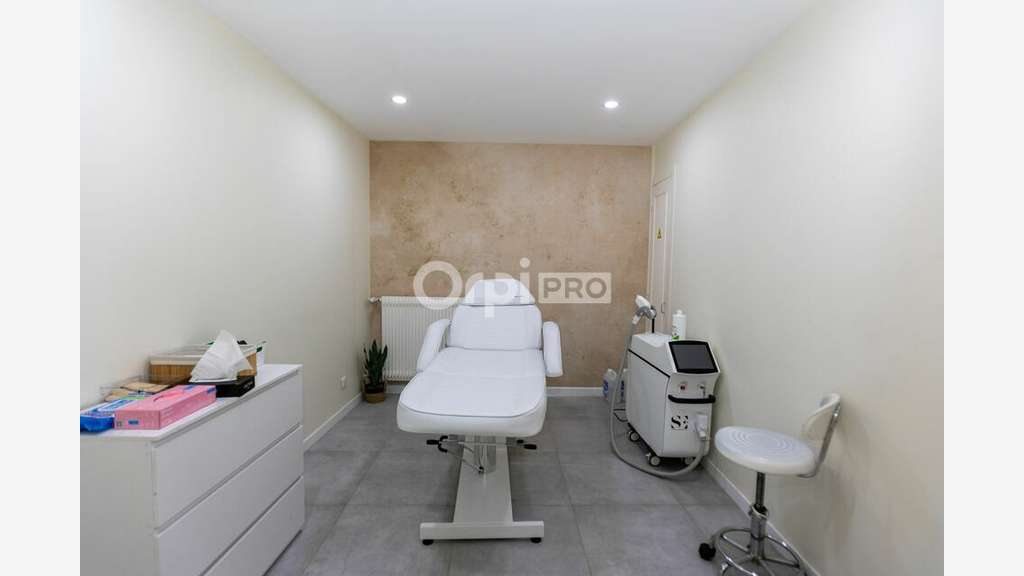 Cession bail commercial 91m² à Paris 15e
