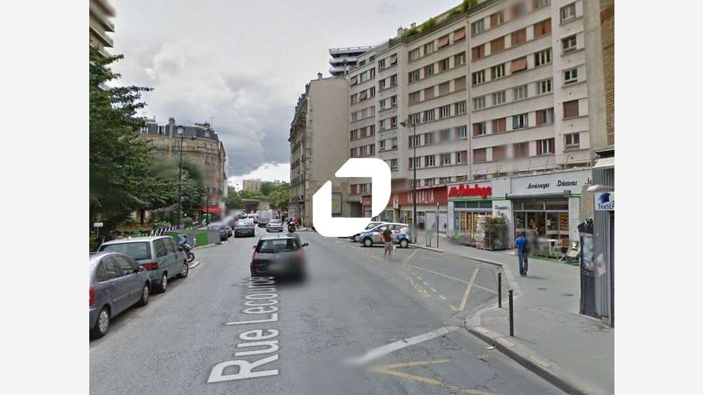 A louer Local commercial 117m² Paris