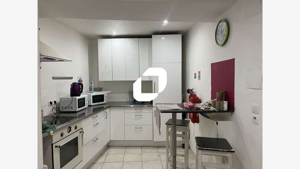 A louer Local commercial 105m² Paris