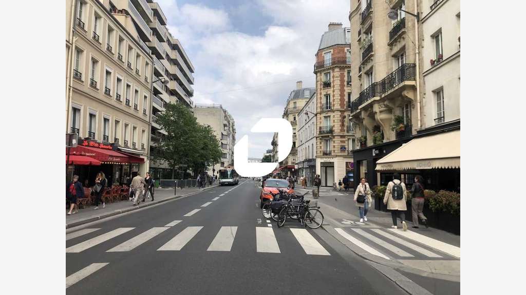 A louer Local commercial 69m² Paris