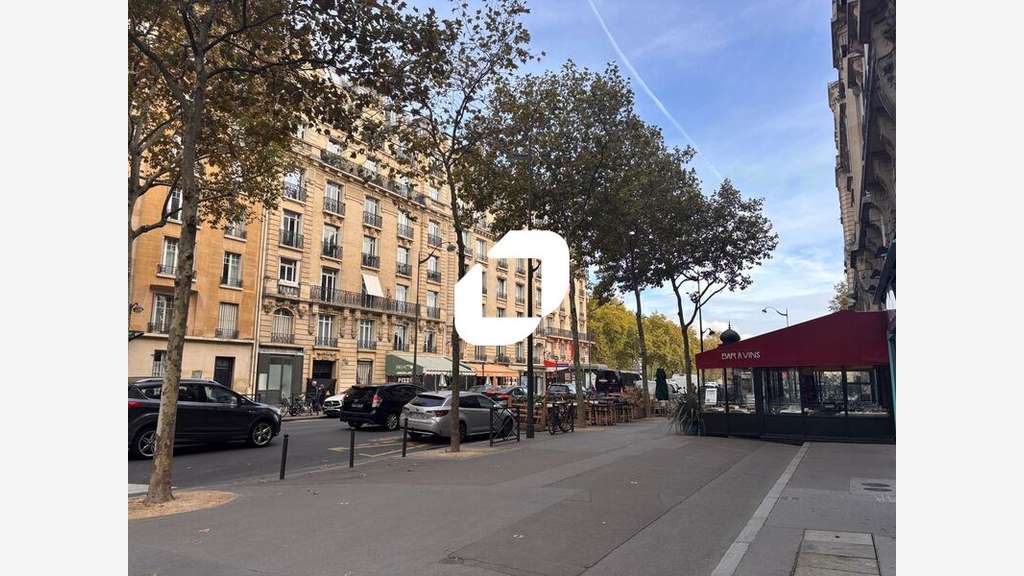 A louer Local commercial 105m² Paris