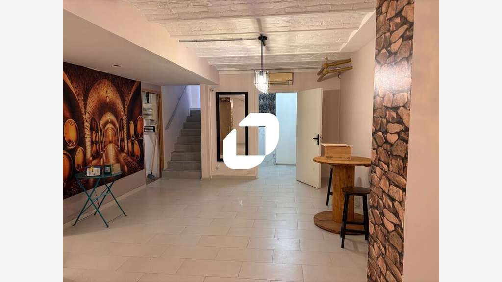A louer Local commercial 105m² Paris
