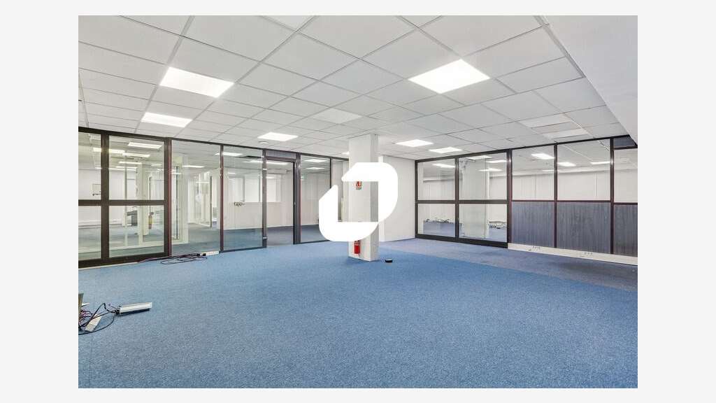 A louer Local commercial 807m² Paris