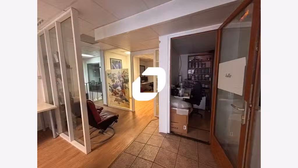 A louer Local commercial 110m² Paris