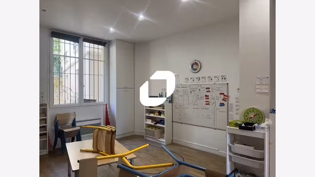 A louer Local commercial 105m² Paris