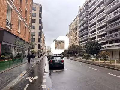 A louer Local commercial 55m² Paris