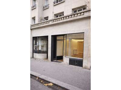 Location Locaux commerciaux - Boutiques à Paris 16e
