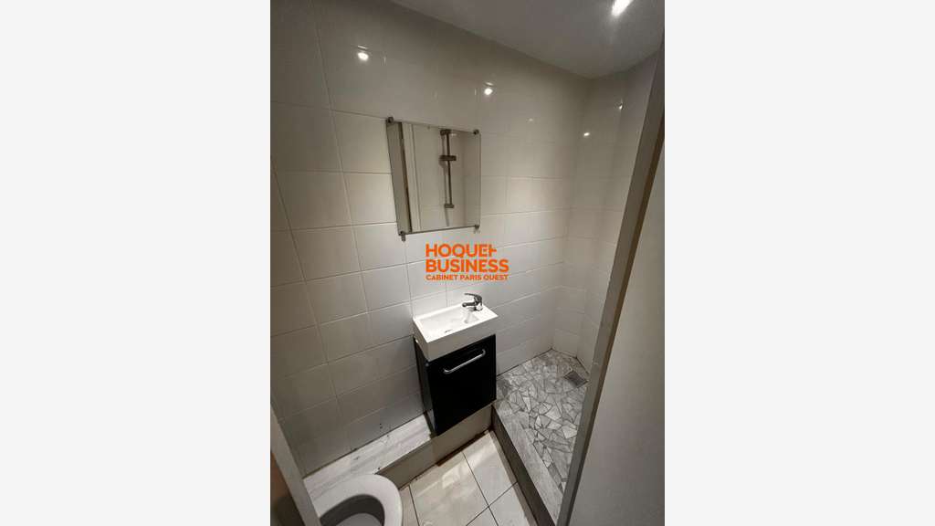 DAB local commercial 52m² + Appart 25m² à Paris 16