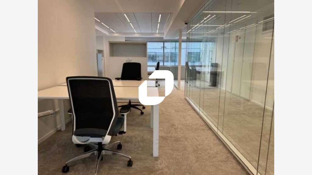 A louer Local commercial 236m² Paris
