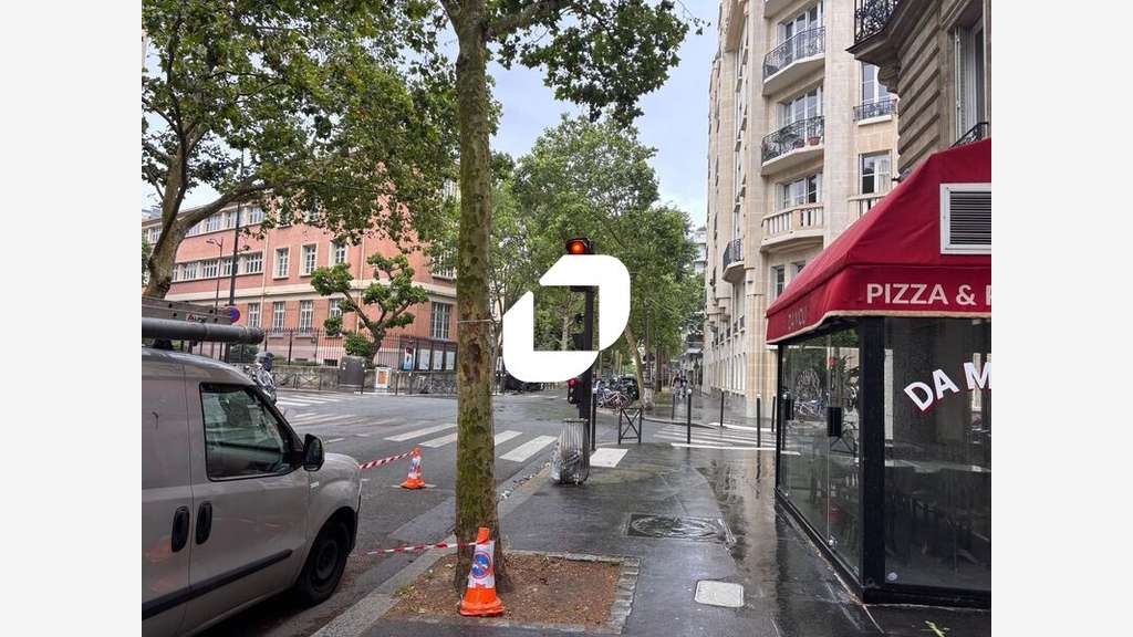 A louer Local commercial 44m² Paris