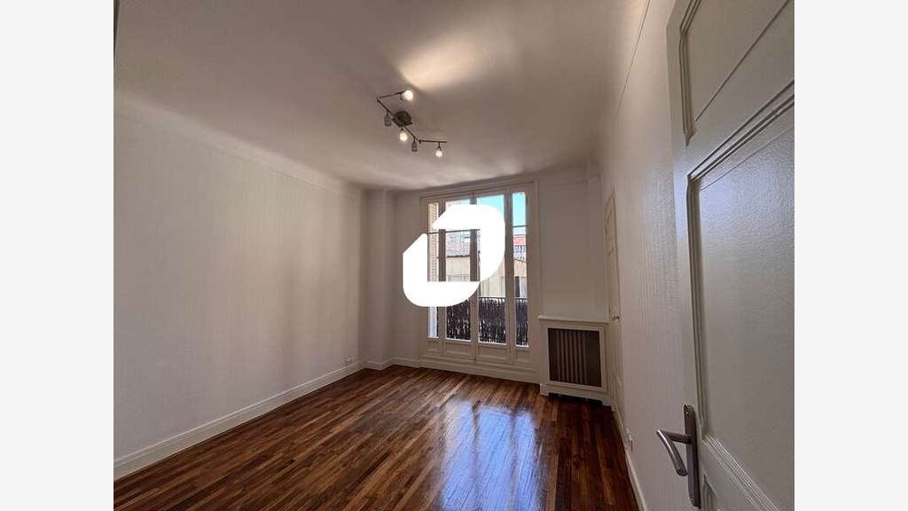 A louer Local commercial 185m² Paris