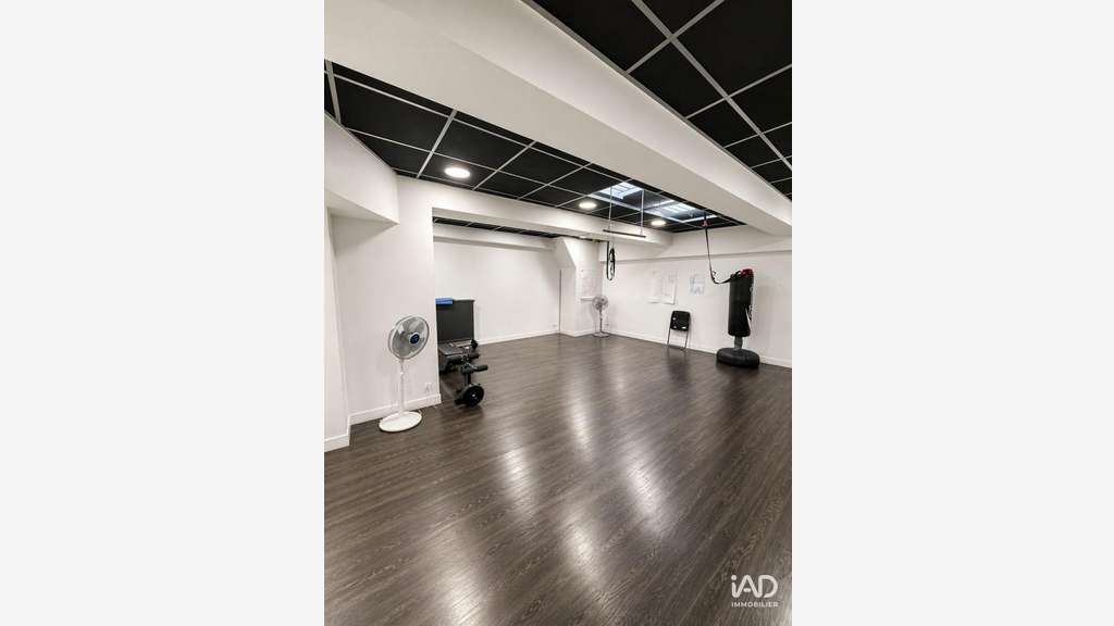 Loue boutique 328m² à Paris 16 boulevard Exelmans