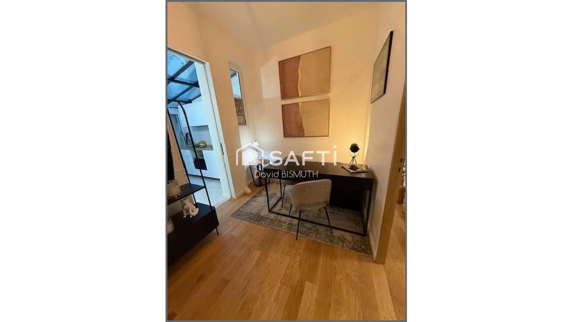 Location local pro 37m² Paris 75017 quartier animé