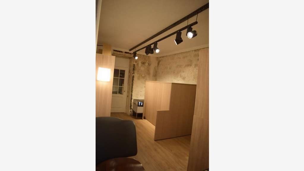 A louer boutique 55m² à Paris 17e Batignolles 