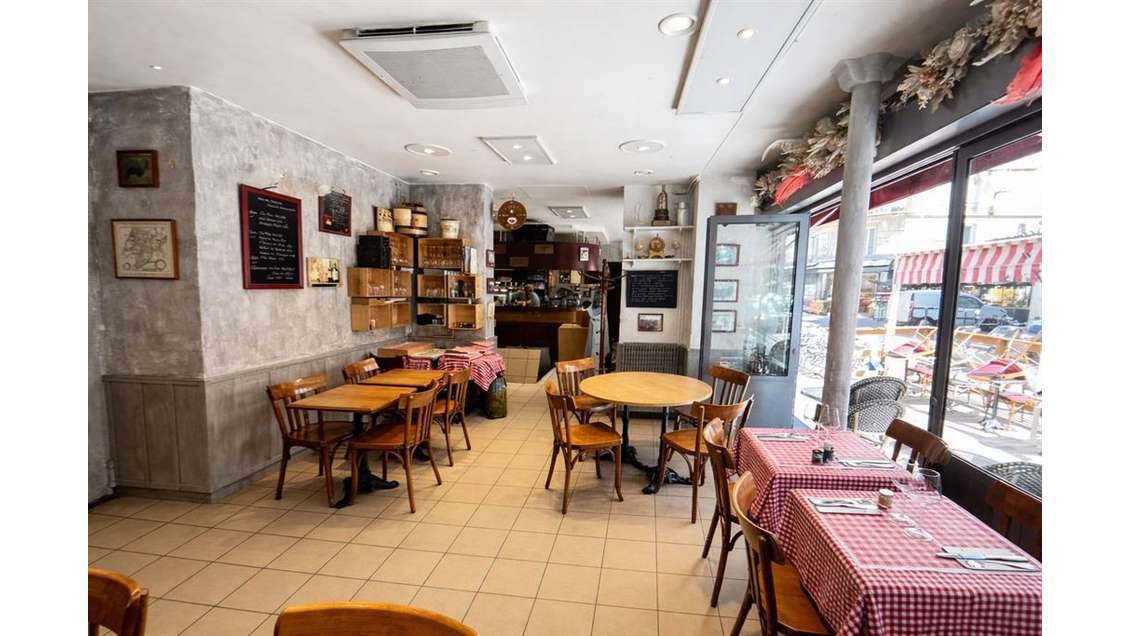 LOCATION PURE EXTRACTION 75017