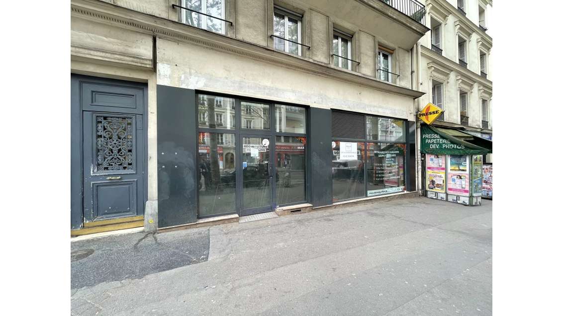 Boutique Avenue de St Ouen