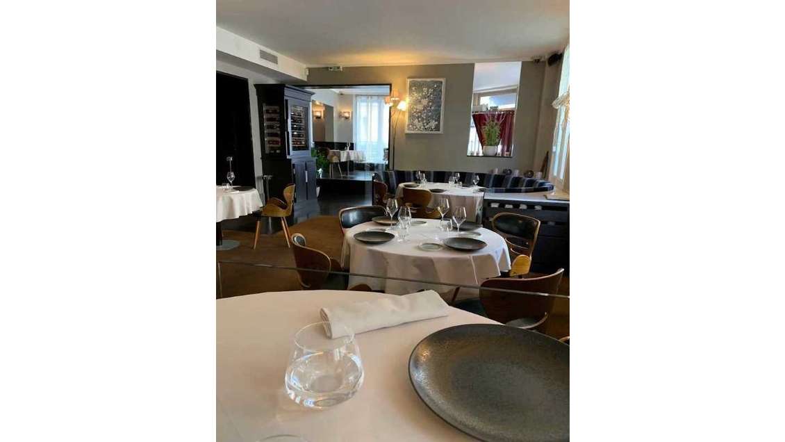 Location superbe espace de 296m² extraction 75018