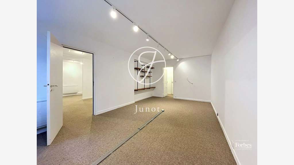 Bureaux Paris 18e avenue Junot / Montmartre