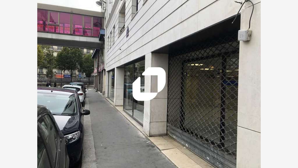 A louer Local commercial 635m² Paris