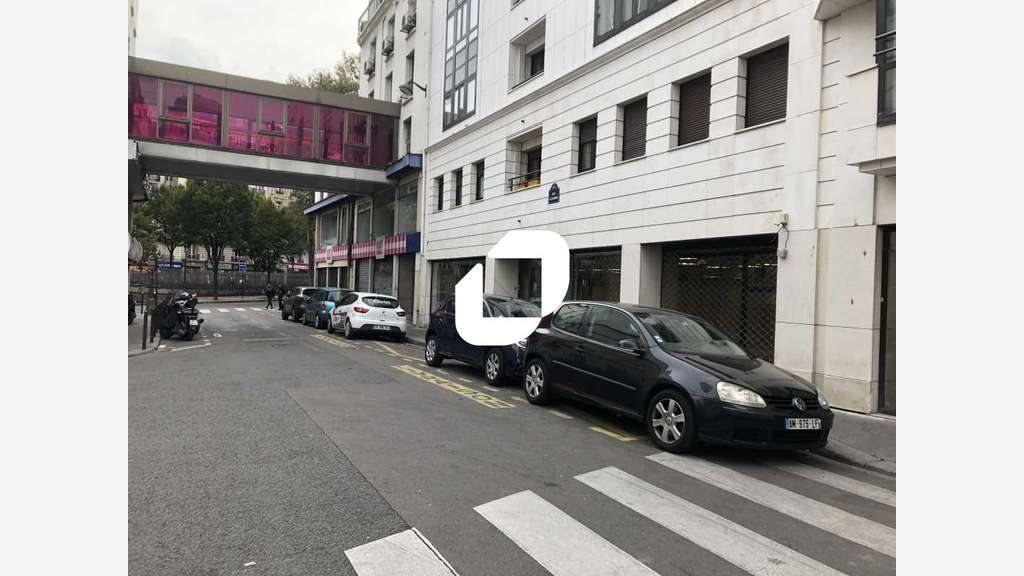A louer Local commercial 635m² Paris