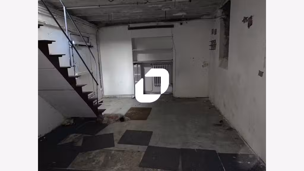 A louer Local commercial 62m² Paris