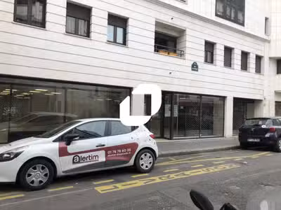 A louer Local commercial 635m² Paris