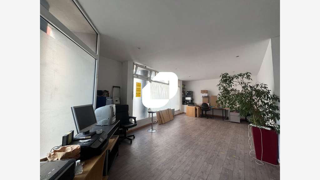 A louer Local commercial 120m² Paris
