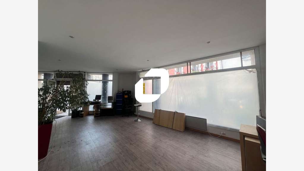 A louer Local commercial 120m² Paris