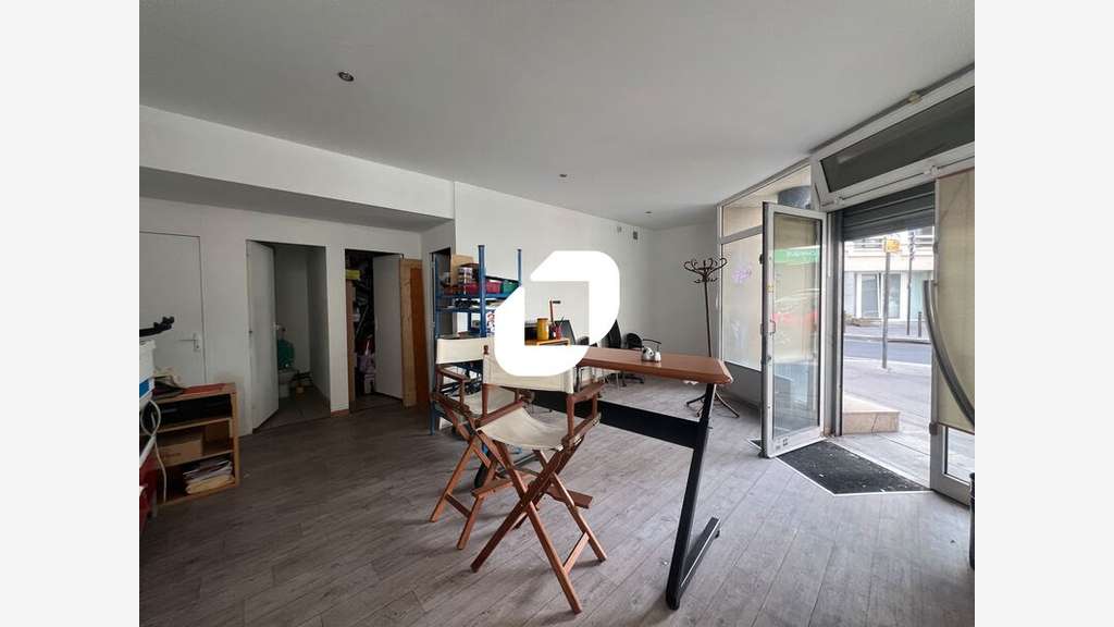 A louer Local commercial 120m² Paris