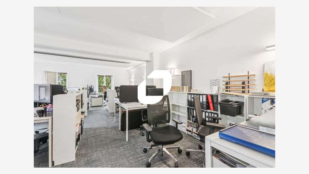 A louer Local commercial 205m² Paris