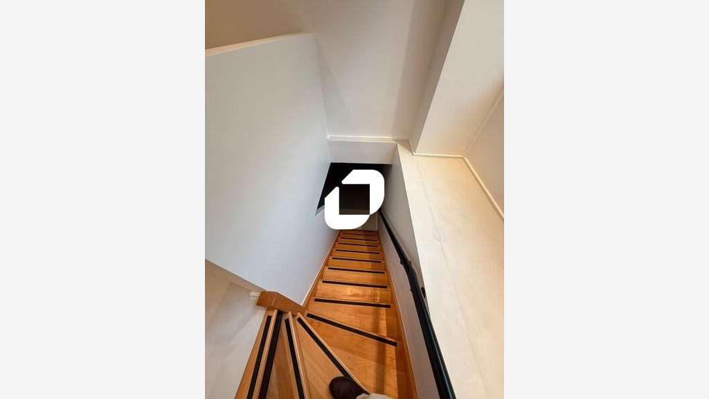 A louer Local commercial 95m² Paris