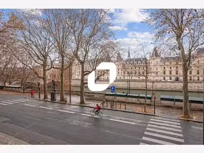A louer Local commercial 205m² Paris