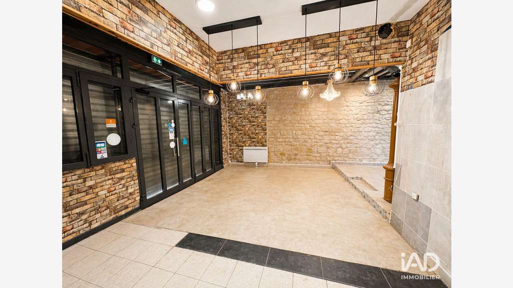 A louer local commercial 90m² à Paris 20e