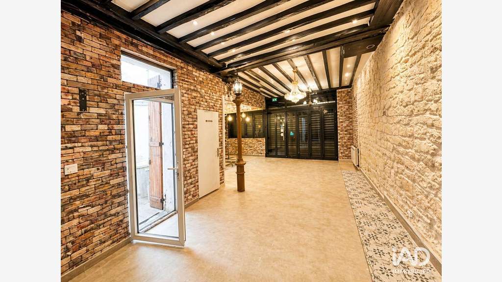 A louer local commercial 90m² à Paris 20e
