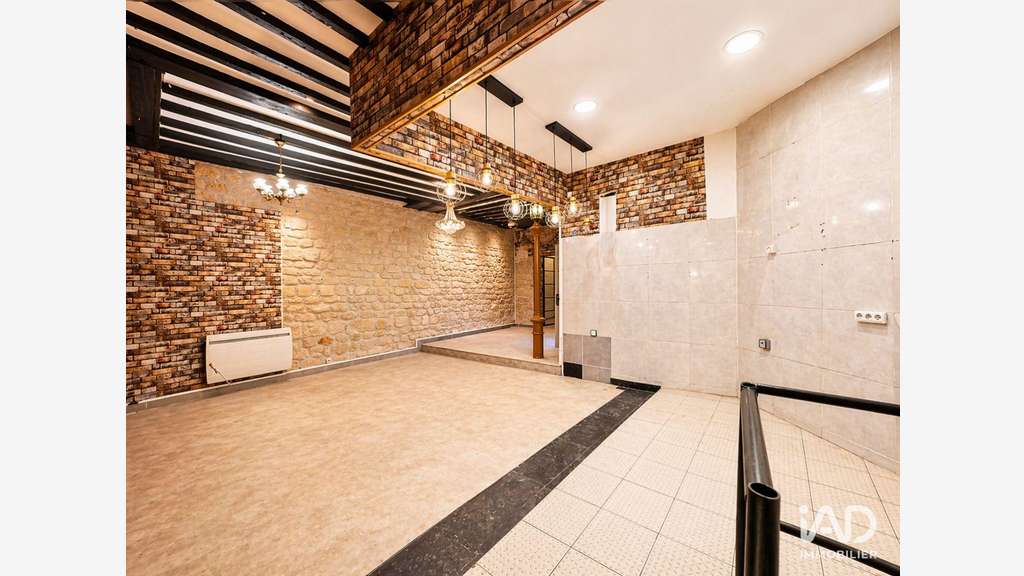 A louer local commercial 90m² à Paris 20e