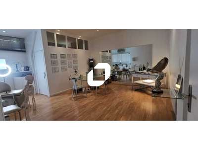 Location Locaux commerciaux - Boutiques à Paris 20e