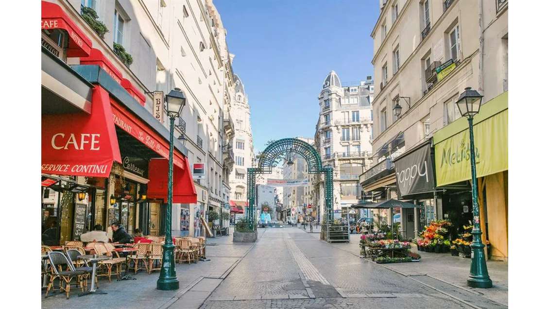 LOCATION PURE 60M2 - RUE MONTORGUEIL / SENTIER