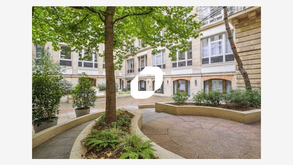 A louer Local commercial 463m² Paris